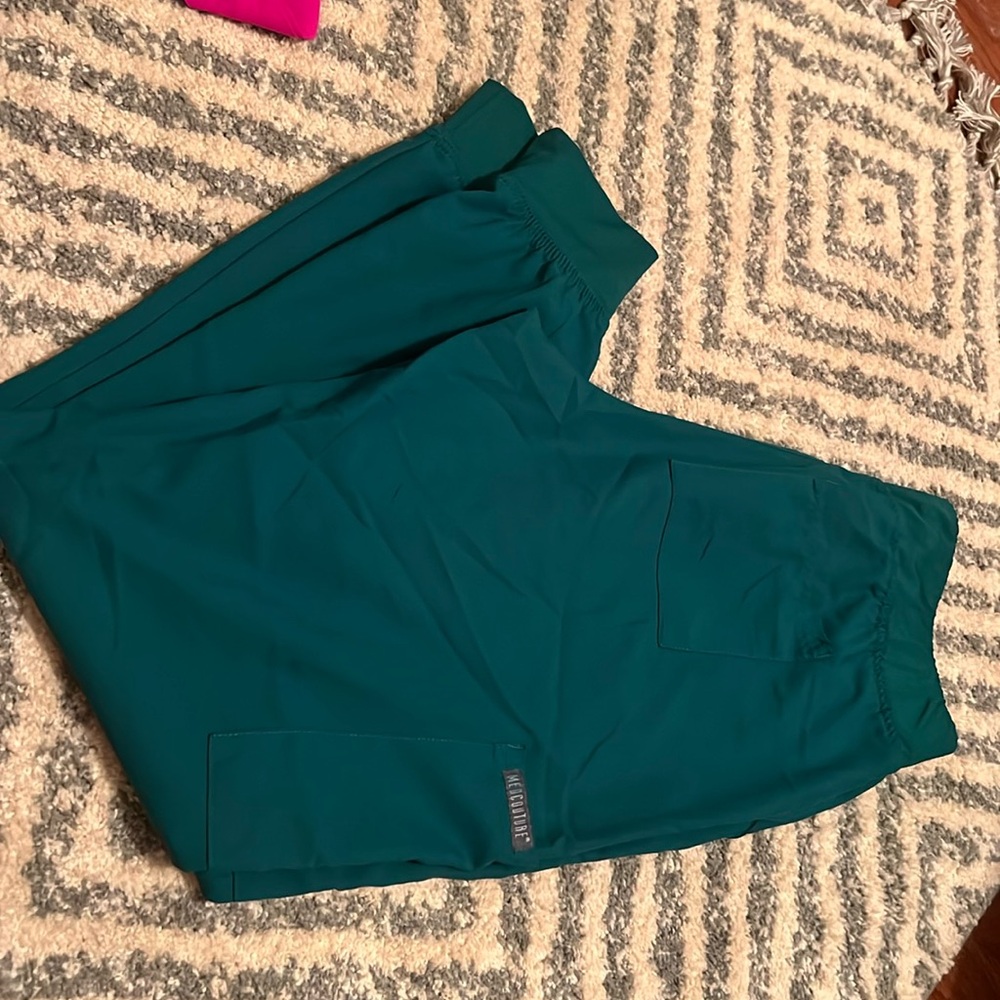 Med couture scrub pant